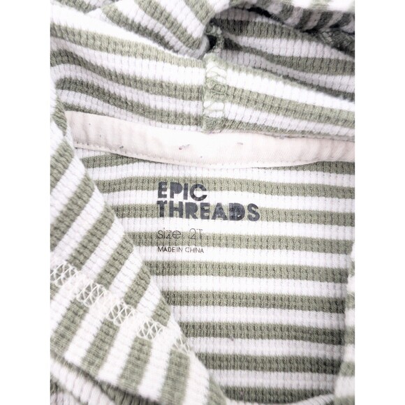 Toddler Boy Long Sleeve T-Shirt Lot of 3 Calvin Klein Carters Epic Threads SZ 2T - Picture 3 of 7